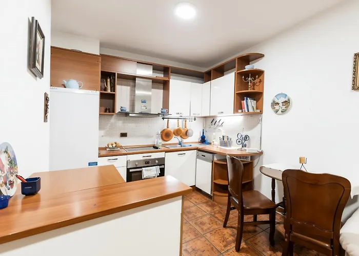 We 2br Blloku アパート